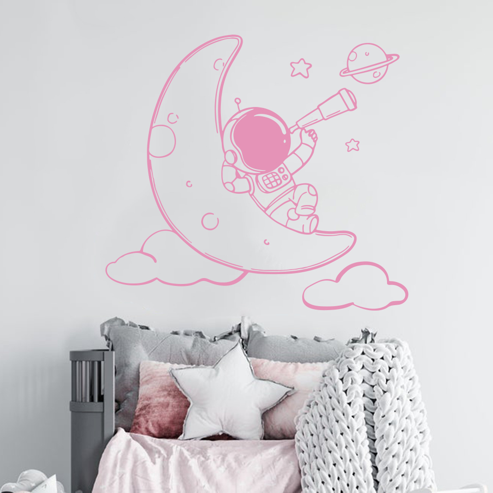 Cartoon Astronaut on The Moon  - Baby Nursery Package 评论和价格