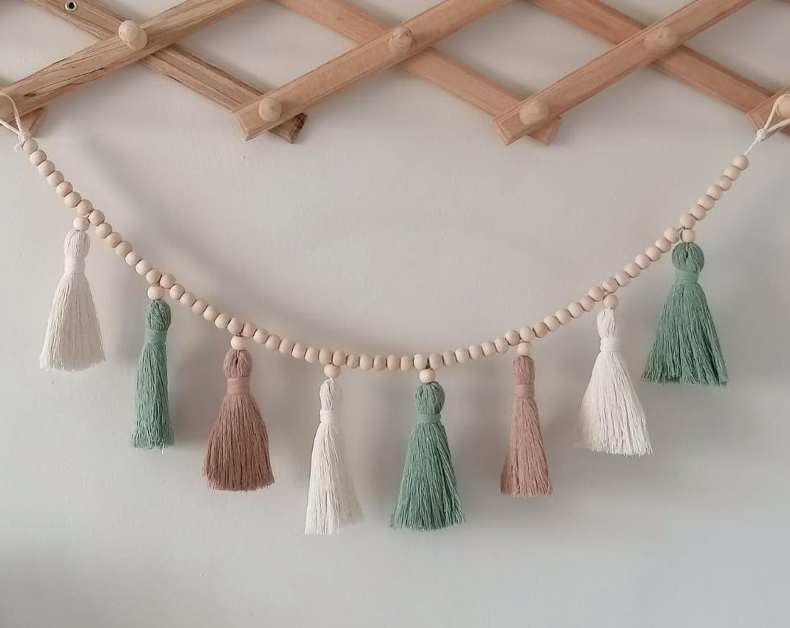 Tassel Macrame Garland , Boho  - Baby Nursery Garland 评论和价格