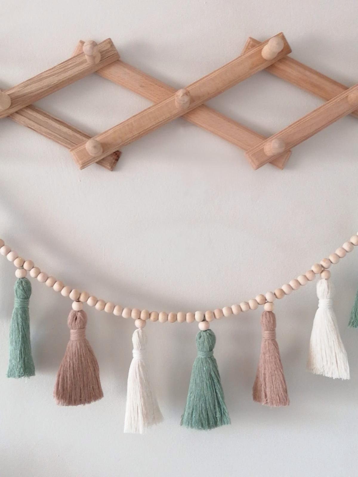 Tassel Macrame Garland , Boho  - Baby Nursery Garland 评论和价格